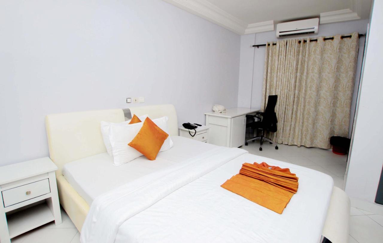 Hotel Galilee Cotonou Exteriör bild
