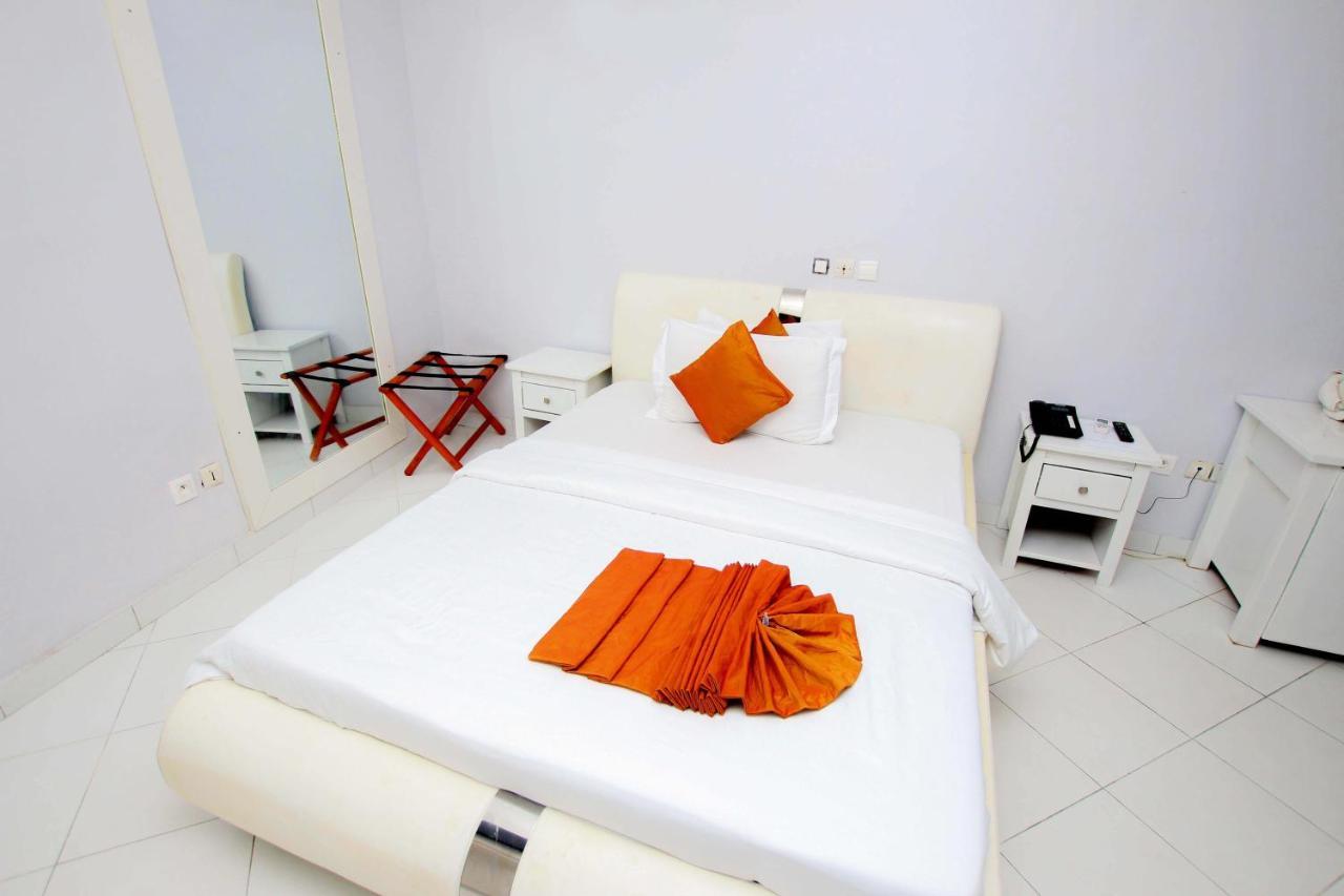 Hotel Galilee Cotonou Exteriör bild
